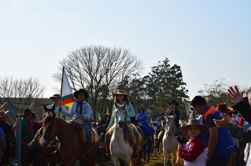 Foto - 72º Distribuição Chama Crioula 2019 - Parque Aguas do Moconá