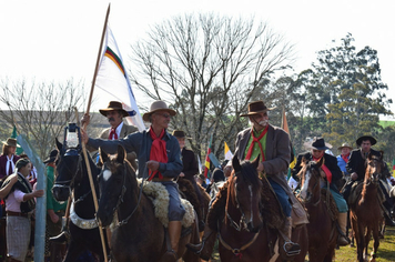 Foto - 72º Distribuição Chama Crioula 2019 - Parque Aguas do Moconá