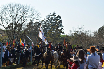 Foto - 72º Distribuição Chama Crioula 2019 - Parque Aguas do Moconá