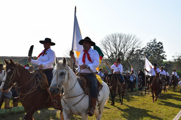 Foto - 72º Distribuição Chama Crioula 2019 - Parque Aguas do Moconá