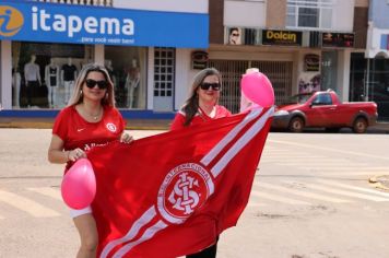 Foto - DESFILE DAS PODEROSAS