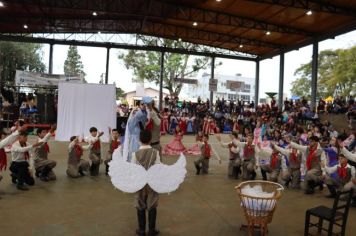 Foto - ACAMPAMENTO FARROUPILHA - APRESENTAÇÃO DE INVERNADAS