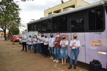 Foto - Ônibus Lilás – Combate à violência contra a Mulher