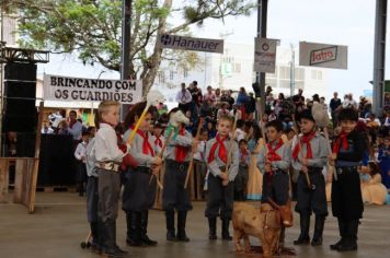 Foto - ACAMPAMENTO FARROUPILHA - APRESENTAÇÃO DE INVERNADAS