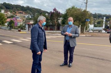 Foto - INAUGURAÇÃO ASFALTO RUA TUPÃ