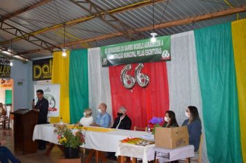 Foto - ENTREGA  DAS ESCRITURAS DOS IMÓVEIS PARA OS MORADORES DO BAIRRO MODELO