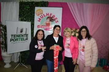 Foto - MULHERES DONAS DE SI