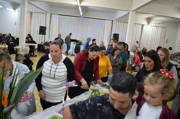 Foto - 7º Jantar Comemorativo ao Aniversário do Município /  Escolas Municipais Arcelino S. Bueno e Tenente Portela