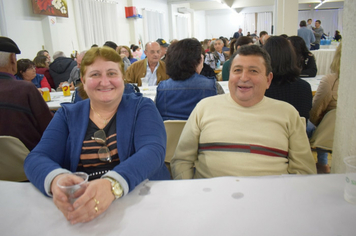 Foto - 7º Jantar Comemorativo ao Aniversário do Município /  Escolas Municipais Arcelino S. Bueno e Tenente Portela