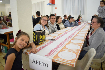 Foto - 7º Jantar Comemorativo ao Aniversário do Município /  Escolas Municipais Arcelino S. Bueno e Tenente Portela