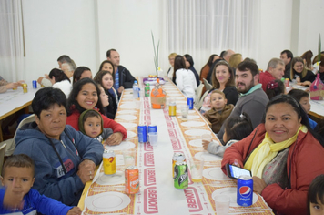 Foto - 7º Jantar Comemorativo ao Aniversário do Município /  Escolas Municipais Arcelino S. Bueno e Tenente Portela