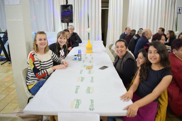 Foto - 7º Jantar Comemorativo ao Aniversário do Município /  Escolas Municipais Arcelino S. Bueno e Tenente Portela