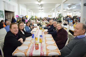Foto - 7º Jantar Comemorativo ao Aniversário do Município /  Escolas Municipais Arcelino S. Bueno e Tenente Portela