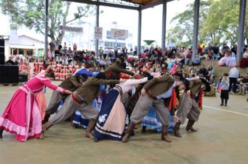 Foto - ACAMPAMENTO FARROUPILHA - APRESENTAÇÃO DE INVERNADAS