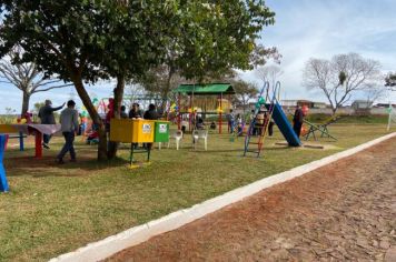 Foto - INAUGURAÇÃO PRACINHA INFANTIL - BAIRRO RUBINO MARRONI