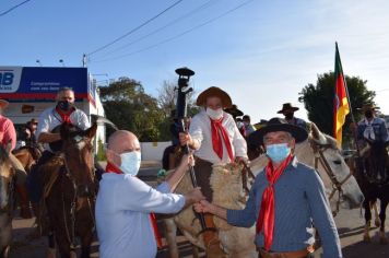 Foto - CAVALGADA  TENENTE MÁRIO PORTELA  FAGUNDES