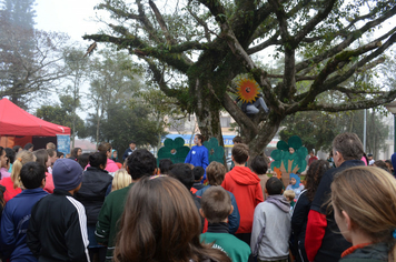Foto - Abertura da Semana do Meio Ambiente com caminhada pelas ruas da cidade