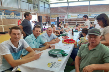 Foto - Almoço Reinauguração Ginásio -  Daltro Filho