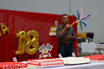 Foto - Aniversário 18 Anos - Escola Municipal Ayrton Senna