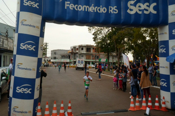 Foto - 6ª Corrida Rústica SESC Tenente Portela/ 64 anos