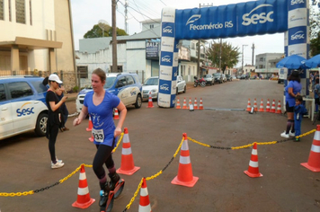 Foto - 6ª Corrida Rústica SESC Tenente Portela/ 64 anos