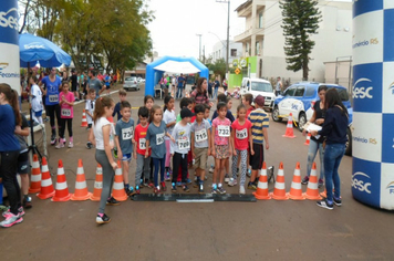 Foto - 6ª Corrida Rústica SESC Tenente Portela/ 64 anos