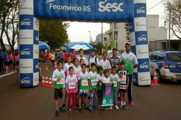 Foto - 6ª Corrida Rústica SESC Tenente Portela/ 64 anos