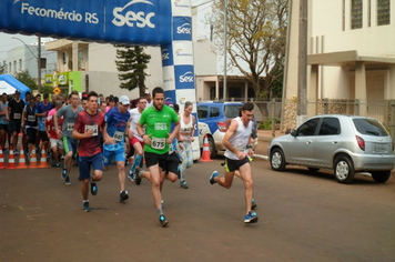 Foto - 6ª Corrida Rústica SESC Tenente Portela/ 64 anos