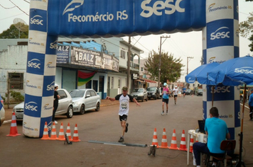 Foto - 6ª Corrida Rústica SESC Tenente Portela/ 64 anos