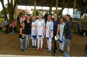 Foto - 6ª Corrida Rústica SESC Tenente Portela/ 64 anos