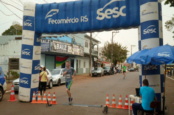 Foto - 6ª Corrida Rústica SESC Tenente Portela/ 64 anos