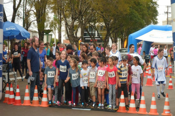 Foto - 6ª Corrida Rústica SESC Tenente Portela/ 64 anos