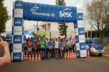 Foto - 6ª Corrida Rústica SESC Tenente Portela/ 64 anos