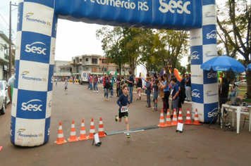 Foto - 6ª Corrida Rústica SESC Tenente Portela/ 64 anos