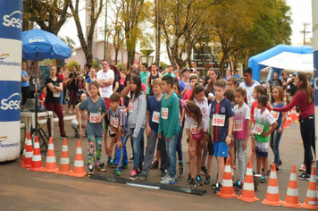 Foto - 6ª Corrida Rústica SESC Tenente Portela/ 64 anos