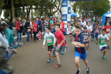 Foto - 6ª Corrida Rústica SESC Tenente Portela/ 64 anos