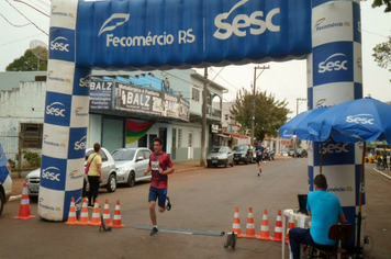 Foto - 6ª Corrida Rústica SESC Tenente Portela/ 64 anos