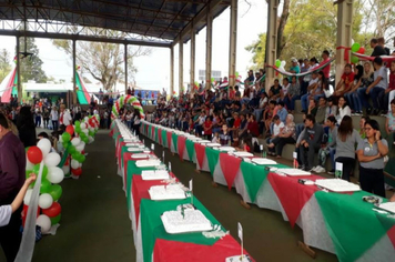 Foto - 64º Aniversário do Município  Tenente Portela