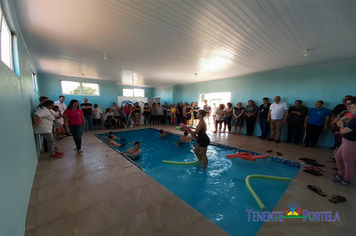 Foto - Apae de Tenente Portela  inaugura Piscina Terapêutica