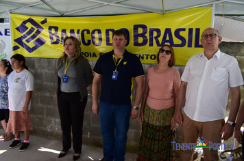 Foto - Apae de Tenente Portela  inaugura Piscina Terapêutica