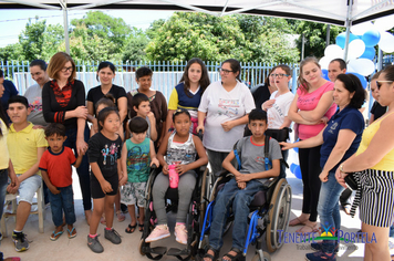 Foto - Apae de Tenente Portela  inaugura Piscina Terapêutica