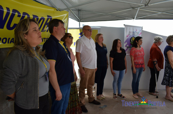 Foto - Apae de Tenente Portela  inaugura Piscina Terapêutica