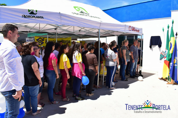 Foto - Apae de Tenente Portela  inaugura Piscina Terapêutica