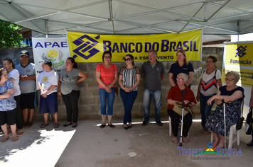 Foto - Apae de Tenente Portela  inaugura Piscina Terapêutica