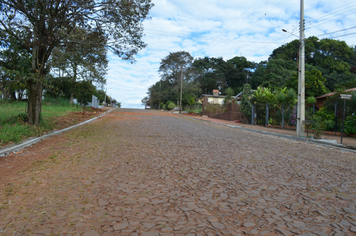 Foto - Obras de asfaltamento - Rua Tapuias e Rua Gaurama