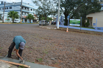 Foto - Obras de asfaltamento - Rua Tapuias e Rua Gaurama
