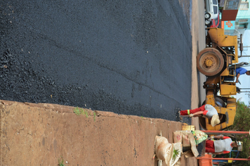 Foto - Asfalto - Ruas Guarita e Jacob Gheller