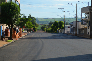 Foto - Asfalto - Ruas Guarita e Jacob Gheller
