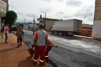 Foto - Asfalto - Ruas Guarita e Jacob Gheller