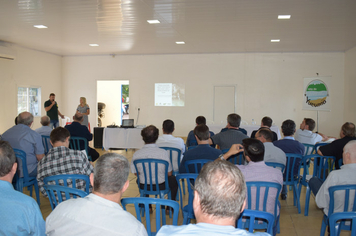 Foto - Assembleia da Rota do Yucumã em Tenente Portela